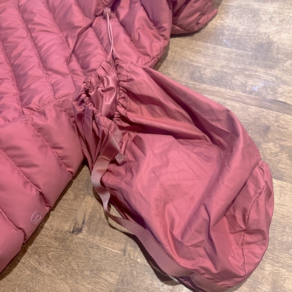 Pack It Down 700-Down-Fill Vest Rustic Coral
Size 6 - Picture 11 of 16